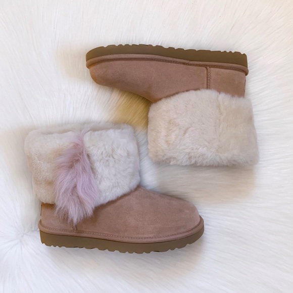 UGG Classic Mini Wisp Boots In Arroyo - Picture 7 of 9